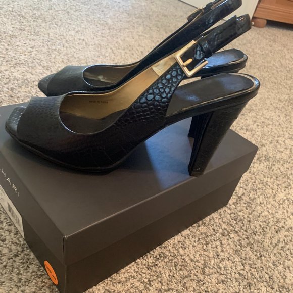 Tahari Crocodile Slingback Open Toe Heels Brown Size 7 - Picture 1 of 2